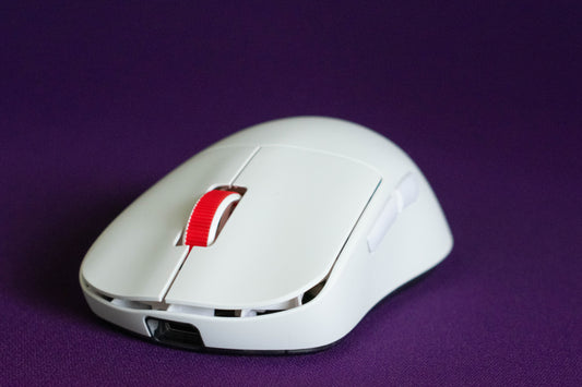 Corepad Skatez PRO to fit Razer Deathadder V3 PRO image showing mouse feet shape and logo with '2x' to show the product comes in lots of two. There is also text that says 'edges rounded'.
